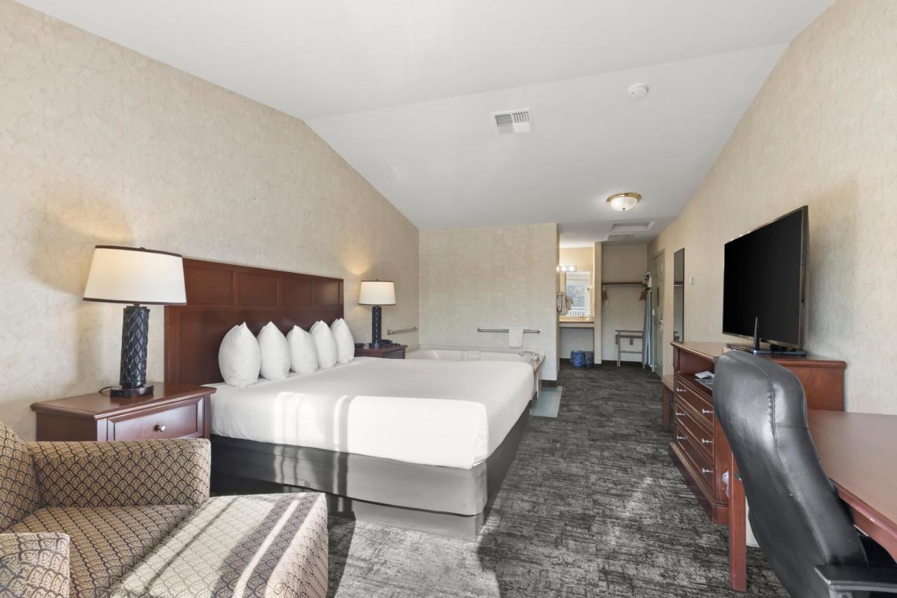 House 3* Fort Bragg